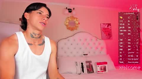 Amber  online show from February 3, 4:33 pm