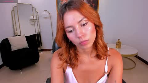  Amber   online show from April 18, 7:18 pm