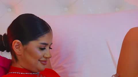 Amberseyes online show from April 4, 10:00 am