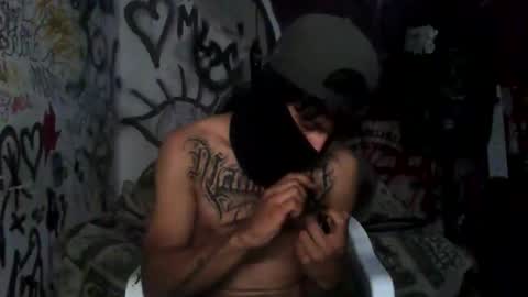 Snapshot of ambicion666 chatting on October 18, 11:14 am ambicion666 online show from October 18, 11:14 am