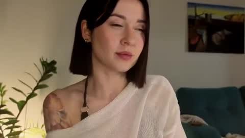 Moon inst 4mbientmoon online show from August 5, 6:49 pm