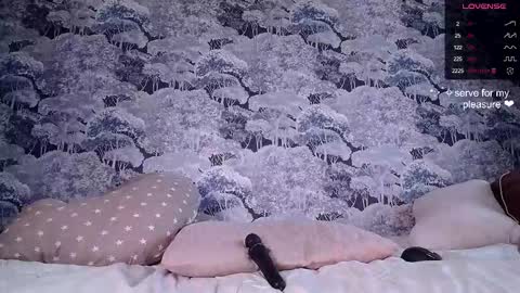  25 WEEK Princess  Linnea  online show from March 8, 12:09 pm