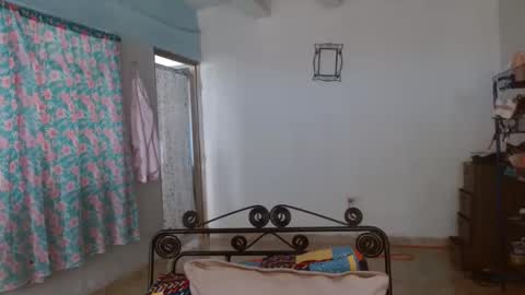 Snapshot of amelia_2023 chatting on October 14, 2:42 pm amelia online show from October 14, 2:42 pm