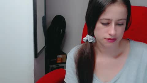 amelia online show from December 6, 5:03 am