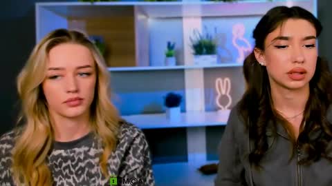 amelia lovely1 online show from March 26, 12:32 pm