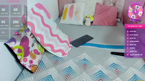 Amelia online show from October 13, 7:38 pm