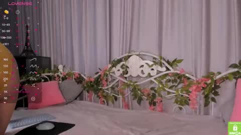 Snapshot of amelia_skyy chatting on October 21, 2:49 am Anna online show from October 21, 2:49 am