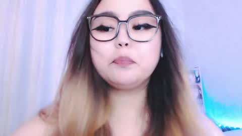 Amelia online show from June 15, 3:37 pm