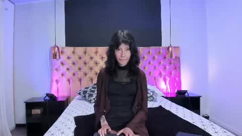 Amelia online show from June 19, 5:41 pm