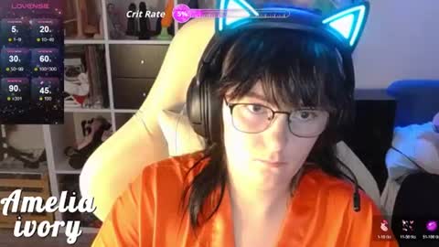 ameliaivory online show from June 15, 5:43 am