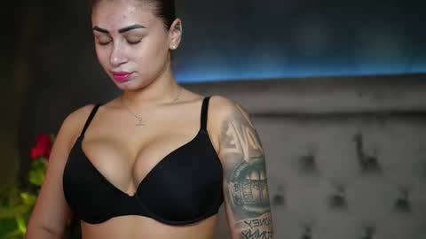  Amelia  online show from November 14, 10:11 pm