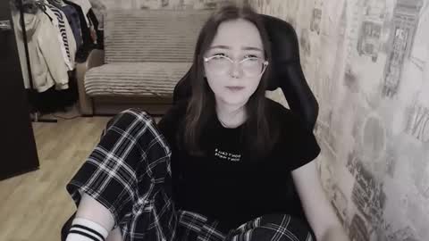 Amelia online show from January 8, 2:14 pm