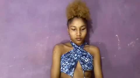 amelisy20005 online show from February 3, 6:22 am