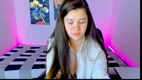 amellymillyy online show from November 13, 9:06 pm