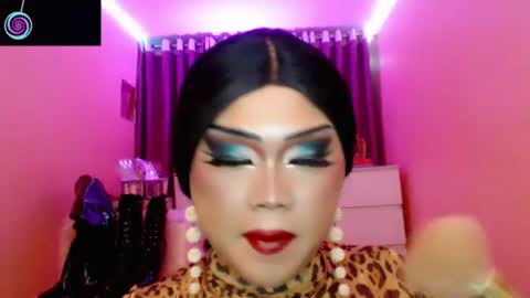 Queen Mireska online show from July 9, 5:50 pm
