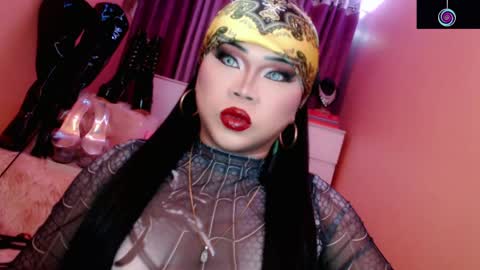 Queen Mireska online show from April 23, 5:03 pm