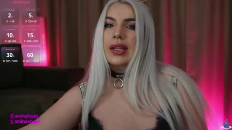 amina_haze online show from May 26, 5:19 pm