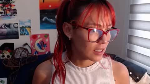 yisel online show from November 12, 6:32 pm