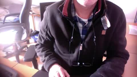 Snapshot of amor2200 chatting on March 3, 11:11 am Amor2200 online show from March 3, 11:11 am