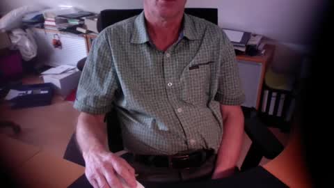 Snapshot of amor2200 chatting on September 14, 3:13 pm Amor2200 online show from September 14, 3:13 pm