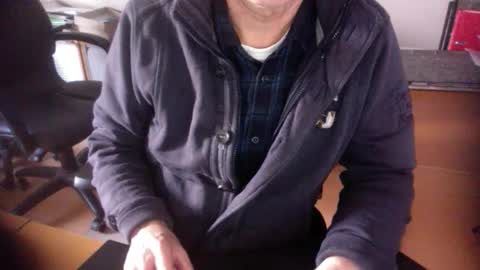 Snapshot of amor2200 chatting on February 9, 3:34 pm Amor2200 online show from February 9, 3:34 pm