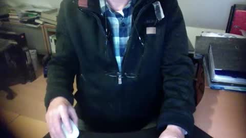 Snapshot of amor2200 chatting on January 13, 6:38 pm Amor2200 online show from January 13, 6:38 pm