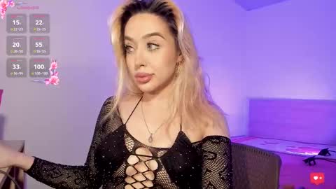 Amorkiss online show from September 28, 9:40 am