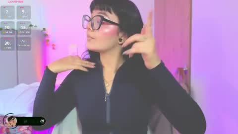 Hello I am Allison Welcome to my room and let is  have a good time together whith me online show from July 28, 10:09 pm