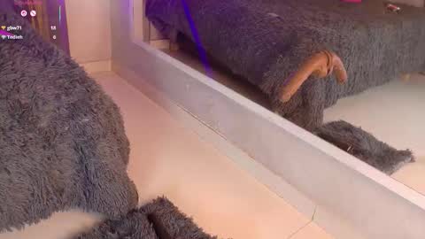 Amy online show from November 25, 9:24 pm