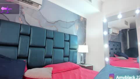 Amy online show from October 30, 2:12 am