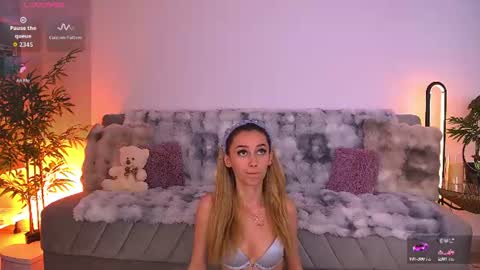 amykentt online show from June 30, 4:28 pm