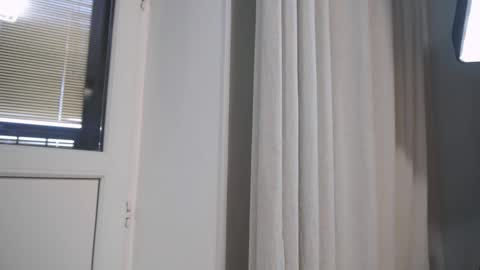 amylanee online show from October 2, 8:13 am