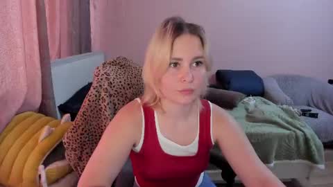 amymilson online show from July 30, 11:22 am