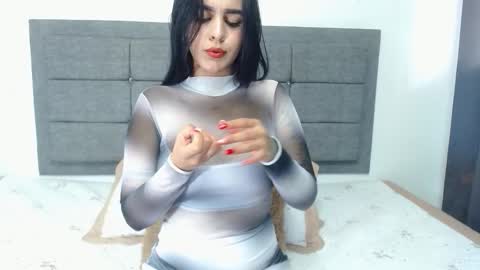 Ana Paula online show from January 15, 1:31 pm