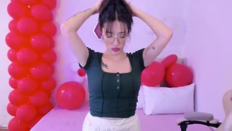 Im anna but you can call me as you want online show from March 24, 10:49 pm