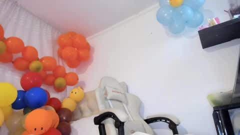 Im anna but you can call me as you want online show from March 9, 3:11 am