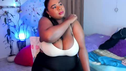 anai_valentinex online show from April 19, 9:17 pm