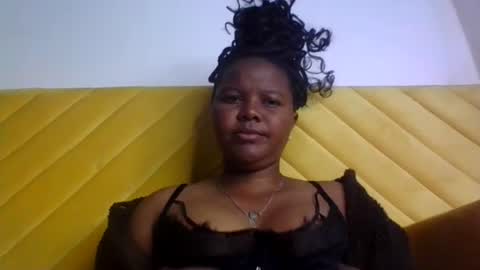 anaissa23 online show from June 29, 4:20 am