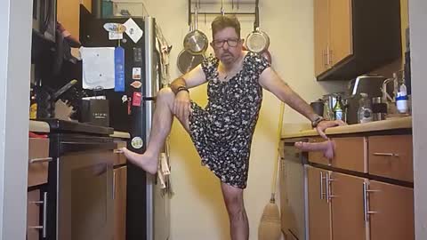 analbation online show from October 3, 9:17 am