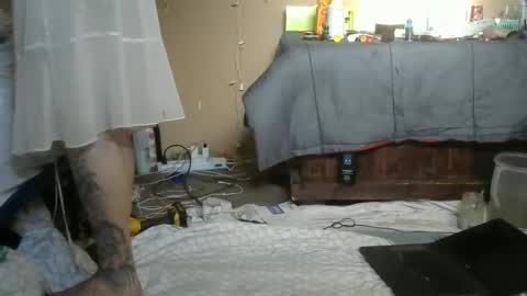 Snapshot of analwhore666 chatting on January 26, 2:52 pm kinkylilanalslut online show from January 26, 2:52 pm