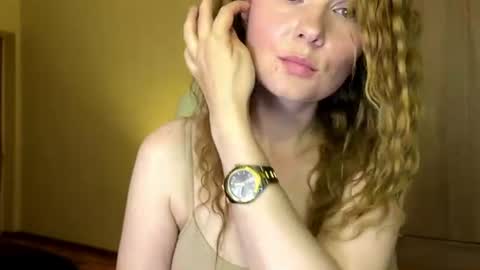 Ana online show from June 11, 10:52 pm