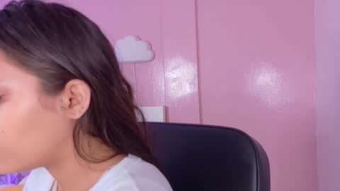 Kendra  online show from October 16, 10:37 am