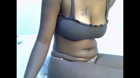 nelly online show from April 11, 9:13 am