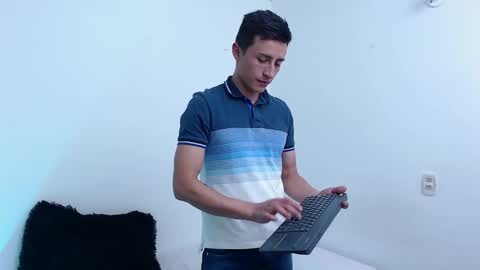 AnddyFetiish online show from January 14, 5:19 am