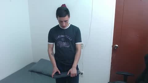 AnddyFetiish online show from February 20, 5:12 am