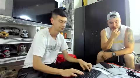 andemony online show from March 11, 5:21 am