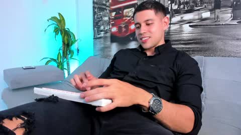 Snapshot of ander_perez chatting on January 14, 5:34 pm ANDER online show from January 14, 5:34 pm