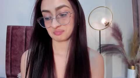 Andra Cyrus online show from February 14, 12:57 am