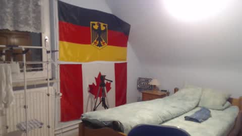 Andre online show from December 28, 9:51 pm