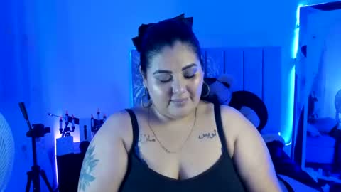 andreaakinky online show from October 30, 8:48 am